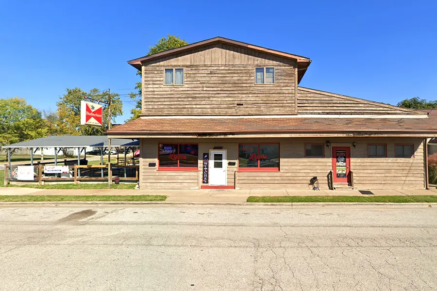 Lyle's Bar & Grill - Maryville, IL
